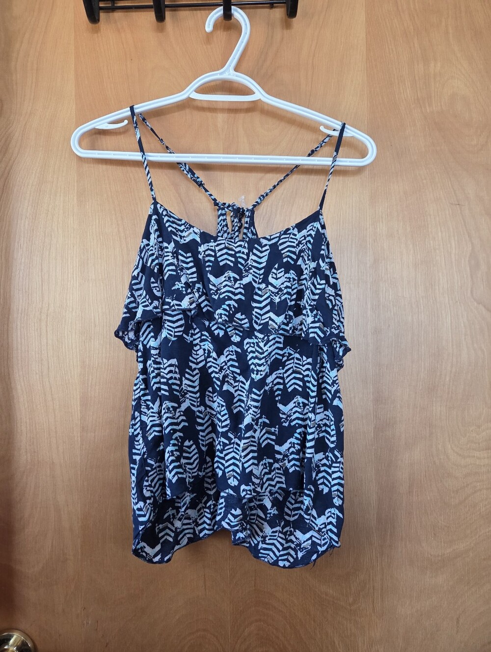 Garage Spagetti Strap Flowy Tank Top SMALL